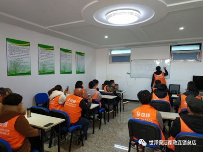 亚博真人App
保洁家政连锁对未来中国保洁行业的发展趋势及对策